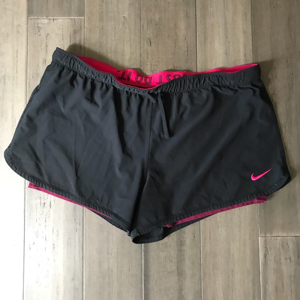 Nike Women’s Flex 2 in 1 Shorts
